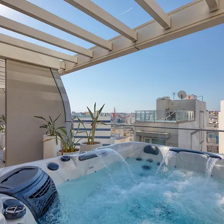 Apartman Mercury Towers The Only With Private Jakuzzi