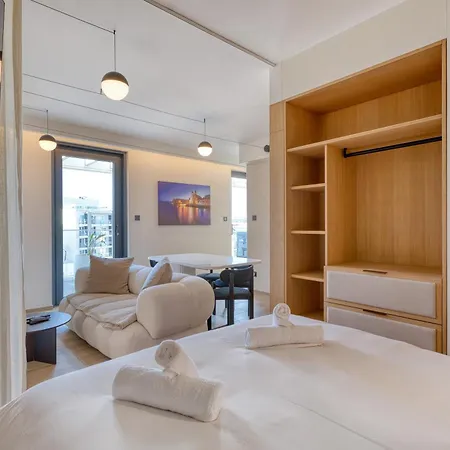 Mercury Towers The Only With Private Jakuzzi